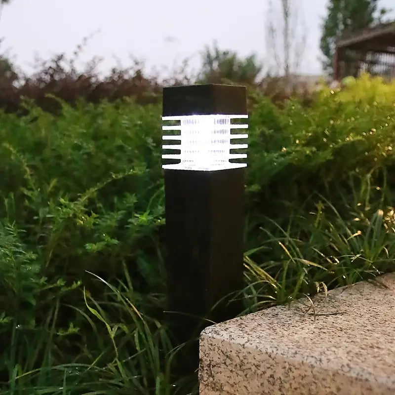 EdenGlow | Functional & Modern LED Garden Light | 2 + 2 FREE