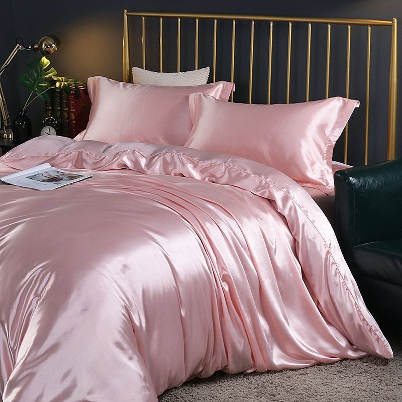 LuxeSilk | Silk-Soft & Hypoallergenic Duvet Cover