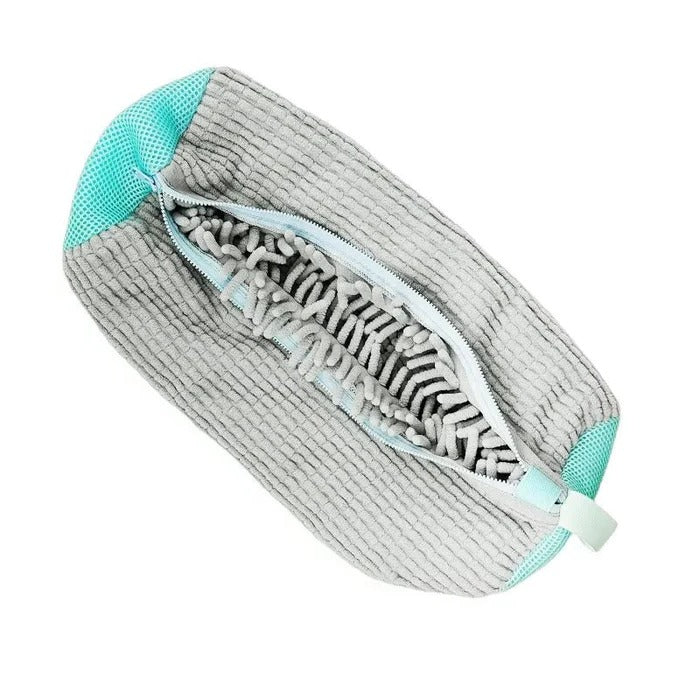 ZipClean | Wash Bag for Sneakers & Sports Shoes