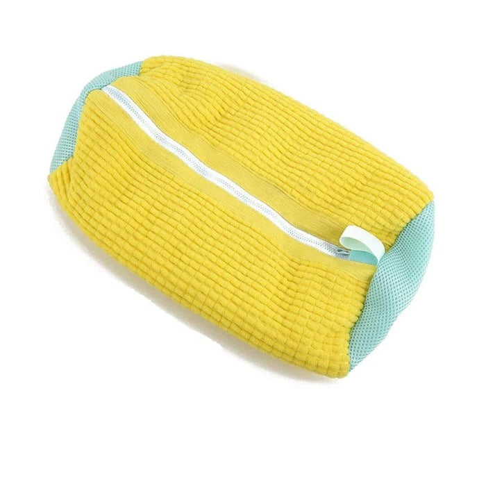 ZipClean | Wash Bag for Sneakers & Sports Shoes