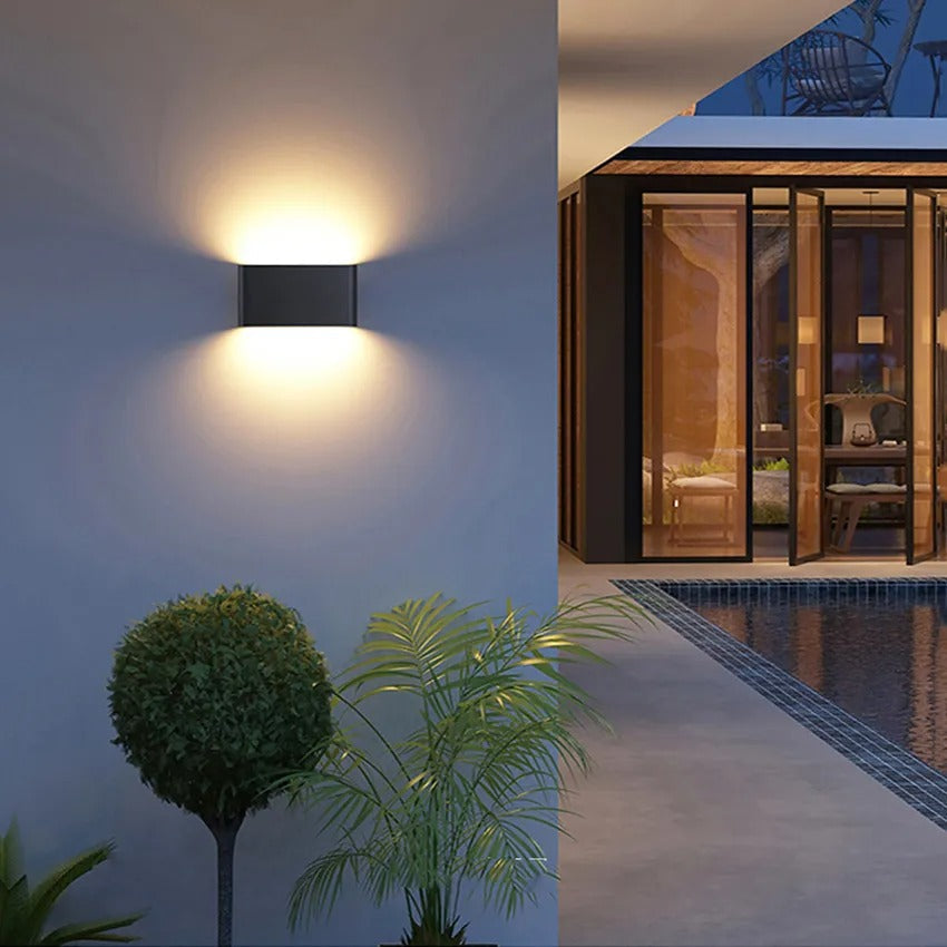 UrbanGlow | Minimalist & Waterproof Outdoor Wall Light