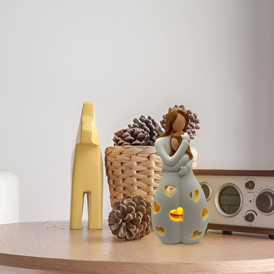 HeartGlow | Heartwarming Mother & Daughter Statue Lamp
