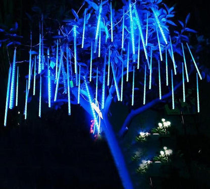 FrostDrop | Snowfall Garland Lights (Set of 8)