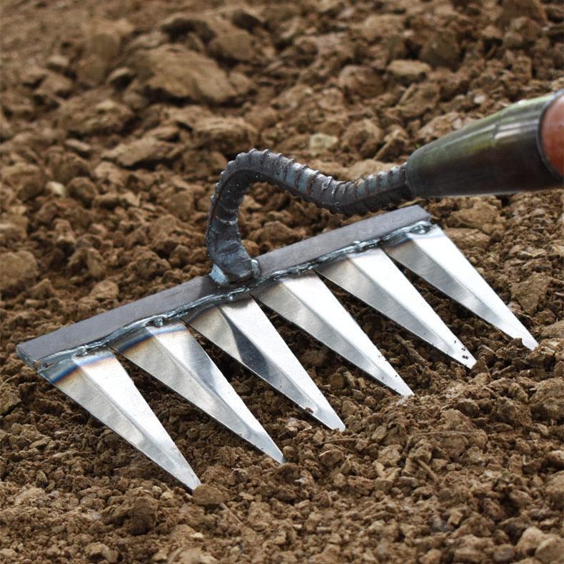 WeedRake | Get the job done faster with this rake