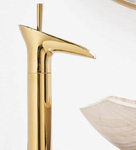 ElegantFlow | Luxurious Waterfall Faucet