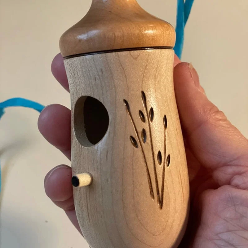 HummiHome | Cute Resin Hummingbird House for Spring & Garden