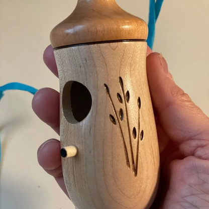 HummiHome | Cute Resin Hummingbird House for Spring & Garden