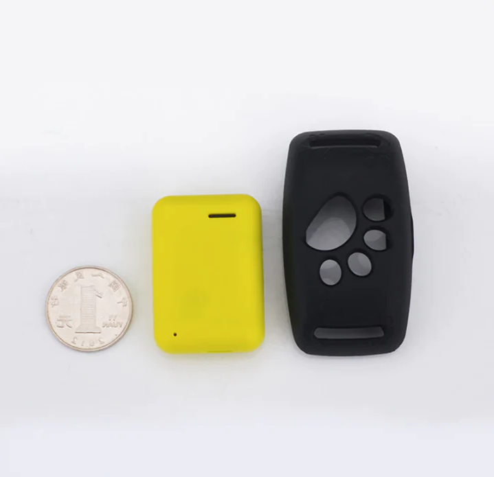 Petbeacon | Smart GPS cat neck band with real-time tracking 3