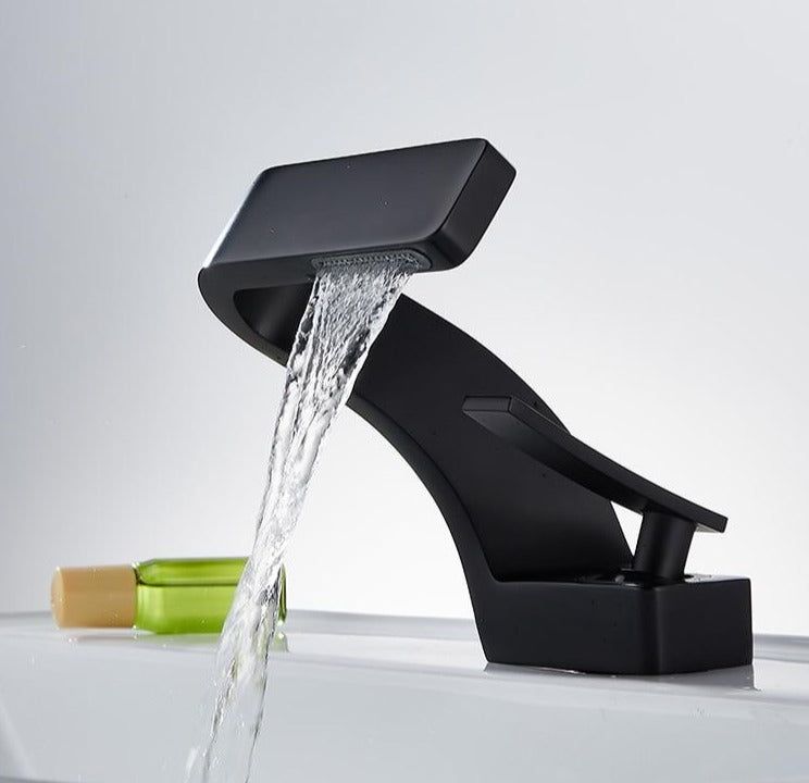 SleekFlow | Curved Faucet in Modern Design