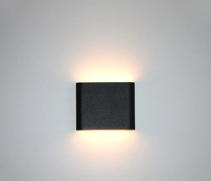 UrbanGlow | Minimalist & Waterproof Outdoor Wall Light