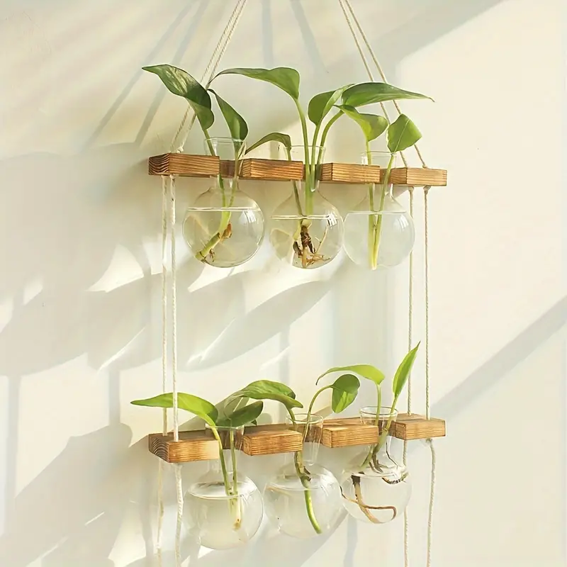 PlantPendulum | Space-Saving Wall-Mounted Plant Holder